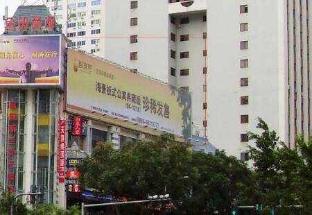 海南海口市商场媒体海口国贸大转盘肯德基楼顶楼顶大牌编号：BYZT-HK-007