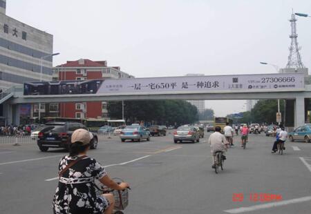 天津市交通路网媒体围堤道与绍兴道交汇处桥体广告编号：ZXLZ-TJ-001