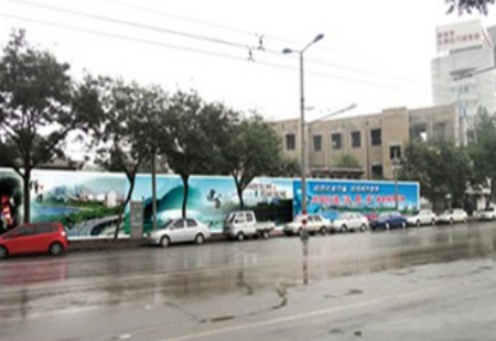 山东济南市交通路网媒体经四路与纬十二路交汇处向西路北围挡编号：JNKH-JN-027