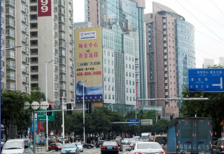 广东东莞市写字楼媒体南城新城市中心区体育路嘉信大厦侧墙三面翻编号：BYZT-DG-004