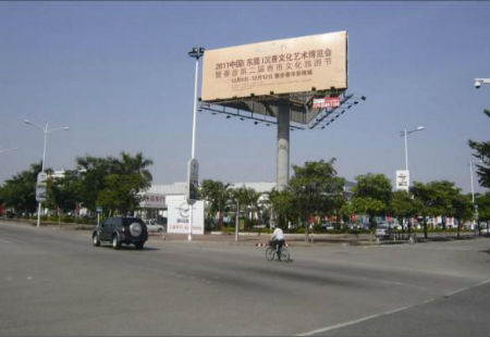 广东东莞市交通路网媒体寮步镇汽车城寮步城中路与东部快速交叉海马车行门口立柱编号：BYZT-DG-012