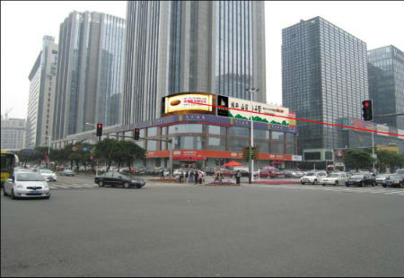广东东莞市写字楼媒体南城区鸿福西路元美路路口财富广场平安银行楼顶LED编号：BYZT-DG-018