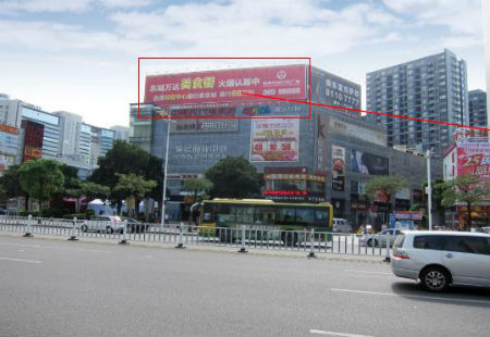 广东东莞市商场媒体南城区鸿福路莱蒙商业中心楼顶三面翻编号：BYZT-DG-020