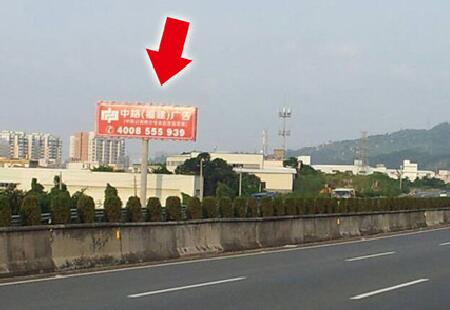 福建高速媒体泉三高速9K-A道立柱编号:ZLGG-FJ-008