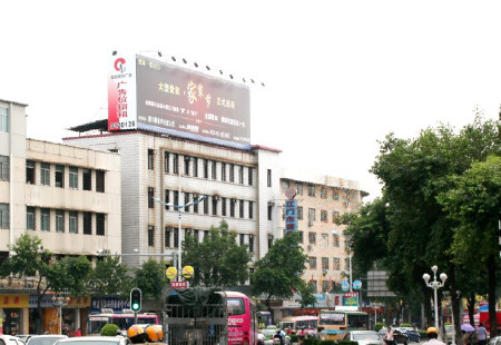广东江门市写字楼媒体江门市蓬江区跃进路（原疾控中心）楼顶楼顶大牌编号：HTY-JM-006