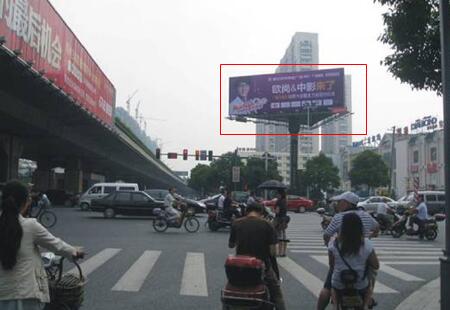 江苏苏州市交通路网媒体南环与人民路互通处LED编号:GP-002