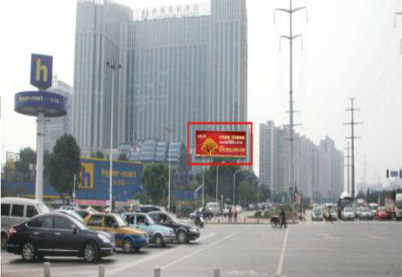 湖南长沙市交通路网媒体红星国际会展中心步步高广告位立柱编号：ZWCM-CS-014