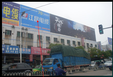 江西南昌市交通路网媒体南昌市建设西路洪城客运站楼顶大牌编号：DXGG-NC-008