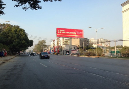 江西南昌市交通路网媒体南昌市迎宾大道岱山印钞厂门口立柱编号：DXGG-NC-011