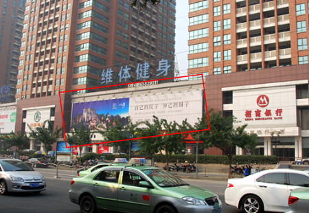 河南郑州市写字楼媒体经三路东风路世纪联华侧面三面翻编号：LSQY-ZZ-018
