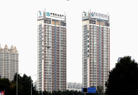 黑龙江哈尔滨市公寓媒体八区奥韵国际楼顶大牌编号：AYGJ-HEB-001