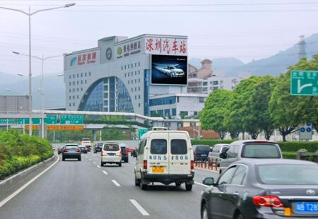 广东深圳市写字楼媒体深圳市罗湖区北环大道东面-银湖大厦东墙楼体大牌编号:HXZG-SZ-030