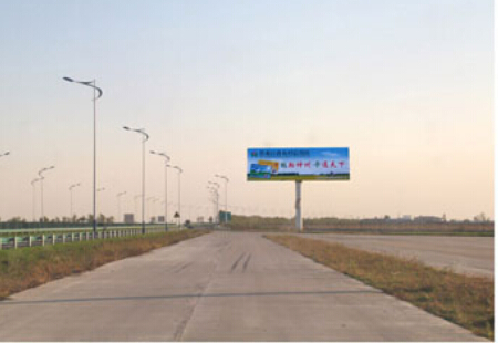 黑龙江哈尔滨市交通路网媒体哈五路牛家服务区立柱编号：LTGG-HEB-0017