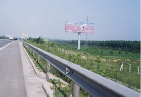 辽宁高速媒体京沈高速北京-沈阳309km+30m立柱编号：A10