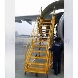 A330发动机工作梯�